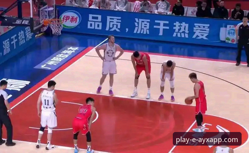 爱游戏app服务怎么样 广州终结连败之战深度评测:从徐昕统治到艾伦伤退的战术博弈